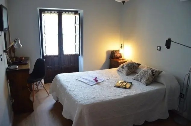 Tek Büyük Yataklı Oda, Balkon