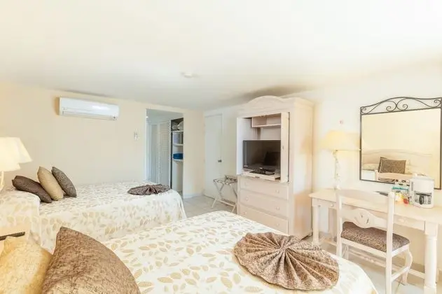 Standard Room, Balcony, Garden View
