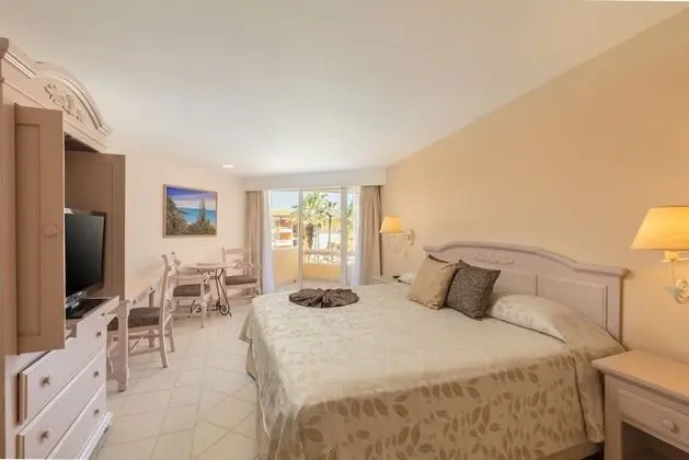 Standard Room, Balcony, Garden View