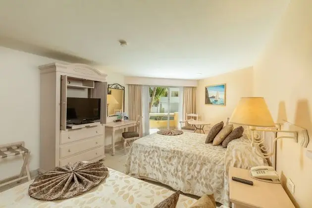Standard Room, Partial Ocean View