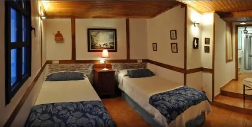 Dört Kişilik Oda, Nehir Manzaralı