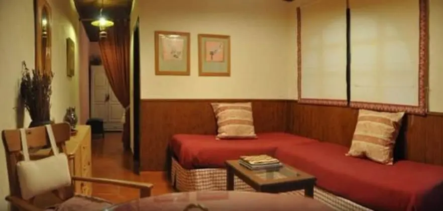 Dört Kişilik Oda, Nehir Manzaralı