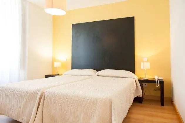 Tek Büyük veya İki Ayrı Yataklı Oda