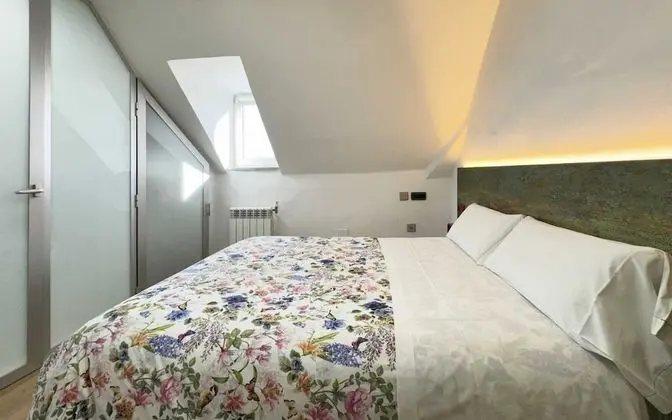 Design Tek Büyük veya İki Ayrı Yataklı Oda