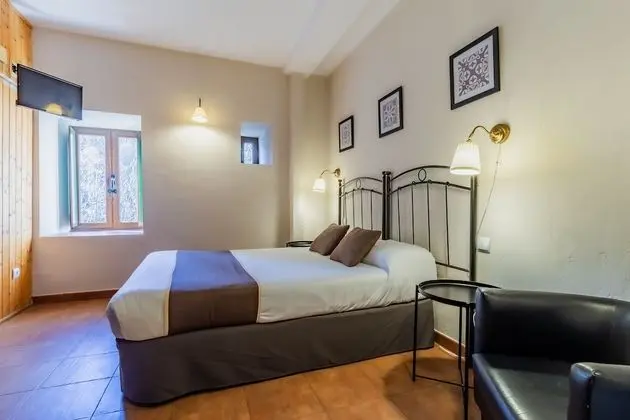 Tek Büyük veya İki Ayrı Yataklı Oda