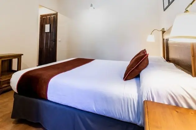 Tek Büyük veya İki Ayrı Yataklı Oda