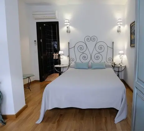 1 Çift Kişilik Veya 2 Tek Kişilik Yatak Standard