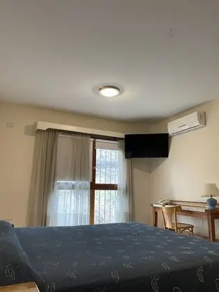 Business Tek Büyük Yataklı Oda