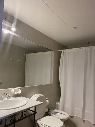 Business Tek Büyük Yataklı Oda