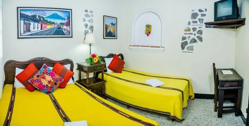 Standard Tek Büyük Yataklı Oda, Özel Banyo, Avlu