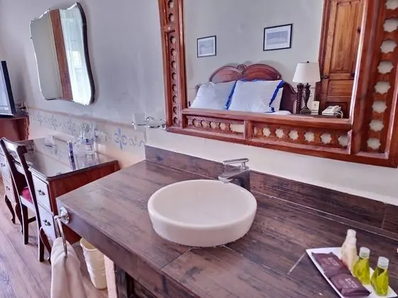 Deluxe Tek Büyük Yataklı Oda, Balkon, Şehir Manzaralı
