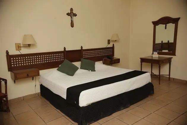 Standard Oda, 1 En Büyük (King) Boy Yatak