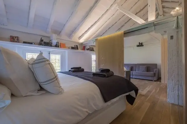 Suite (3 ADULTS + 1 CHILD)