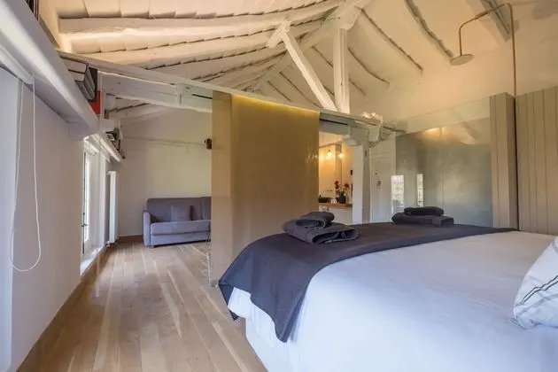 Suite (3 ADULTS + 1 CHILD)