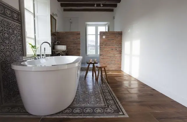 Süit, Bahçe Manzaralı