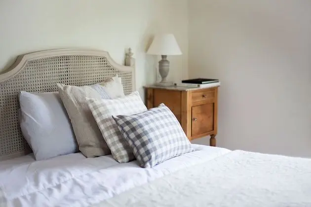 Tek Büyük veya İki Ayrı Yataklı Oda, Bahçe Manzaralı