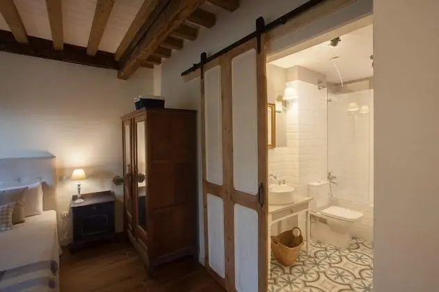 Tek Büyük veya İki Ayrı Yataklı Oda, Bahçe Manzaralı