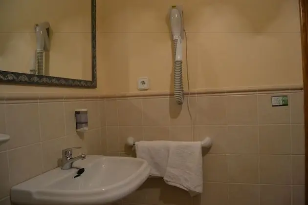 Tek Büyük veya İki Ayrı Yataklı Oda