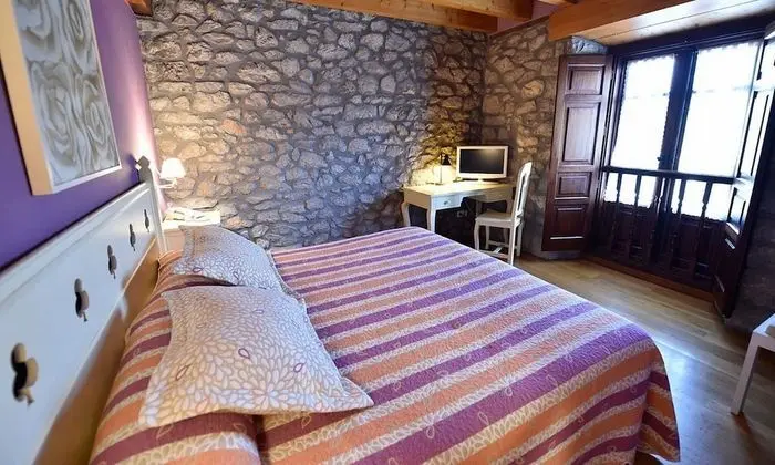 Tek Büyük Yataklı Oda, Banyolu/Duşlu