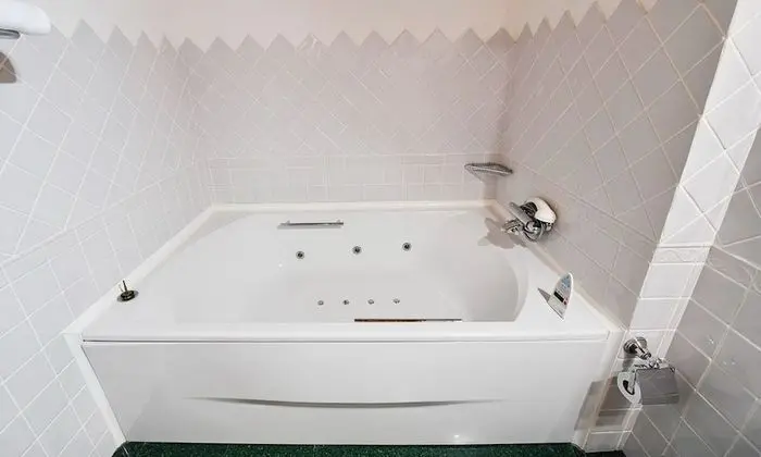 Tek Büyük Yataklı Oda, Banyolu/Duşlu