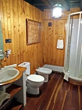 Tek Büyük Yataklı Oda, Dağ Manzaralı