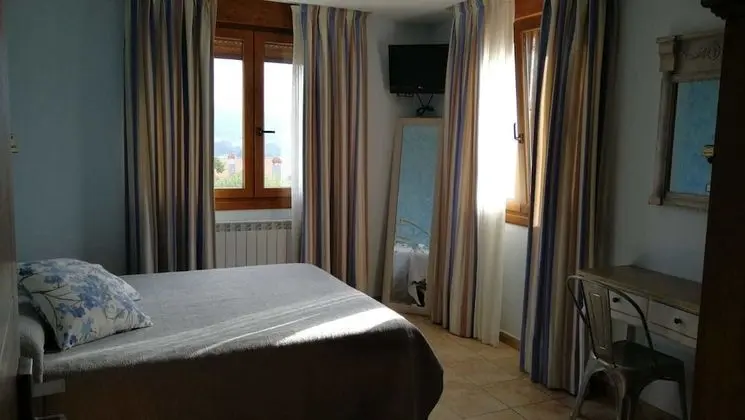 Tek Büyük veya İki Ayrı Yataklı Oda