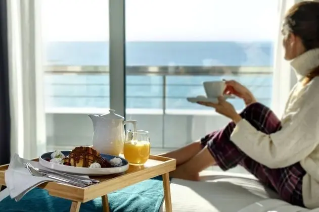 Standard Tek Büyük veya İki Ayrı Yataklı Oda, Deniz Manzaralı