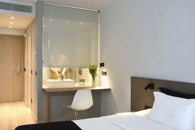 Standard Tek Büyük veya İki Ayrı Yataklı Oda, Deniz Manzaralı