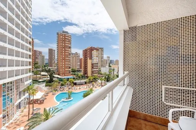 Büyük Yataklı Tek Kişilik Oda, Teras, Şehir Manzaralı