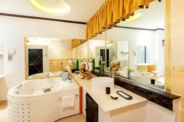 VIP Studio