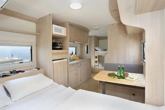 Caravan C/Mountain Zone