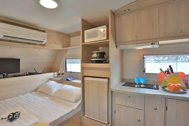 Caravan C/Mountain Zone