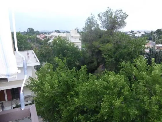 Stüdyo, Bahçe Manzaralı