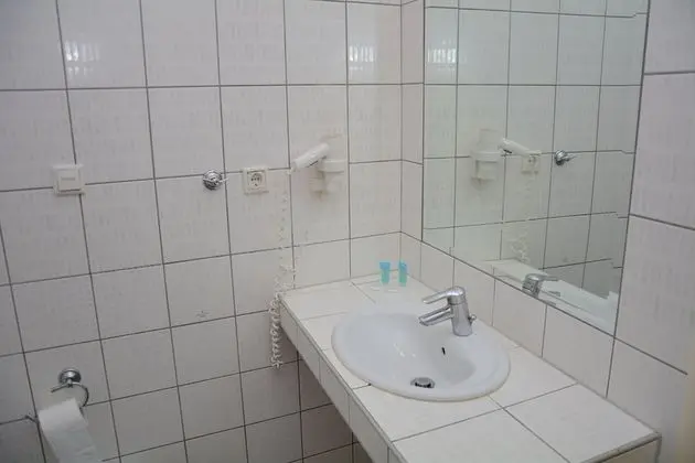 Standard Üç Kişilik Oda