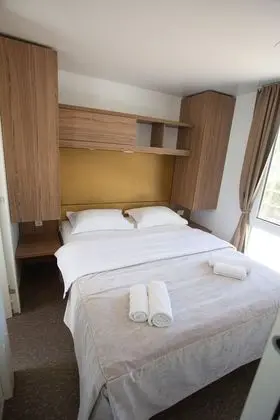 Basic Karavan, 2 Yatak Odası, Engellilere Uygun, Bahçe Manzaralı