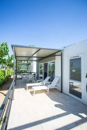 Basic Karavan, 2 Yatak Odası, Engellilere Uygun, Bahçe Manzaralı