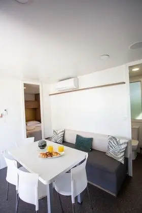 Basic Karavan, 3 Yatak Odası, Engellilere Uygun, Resort Manzaralı