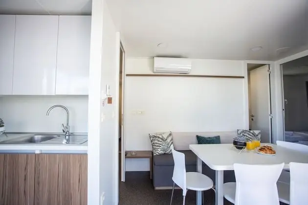 Basic Karavan, 3 Yatak Odası, Engellilere Uygun, Resort Manzaralı