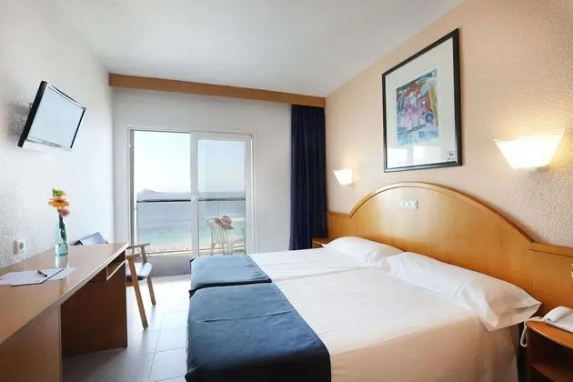 Tek Büyük Yataklı Oda, Balkon, Deniz Manzaralı