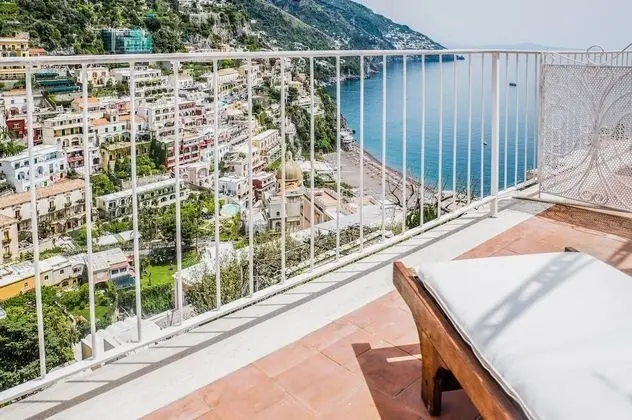 Superior Tek Büyük veya İki Ayrı Yataklı Oda, Teras, Deniz Manzaralı