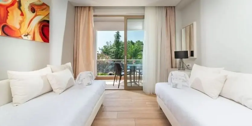 Junior Suite, Terrace, Garden View (2 adults)