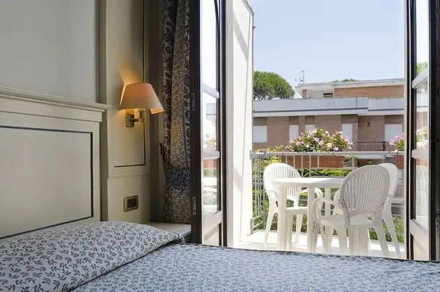 Classic Üç Kişilik Oda