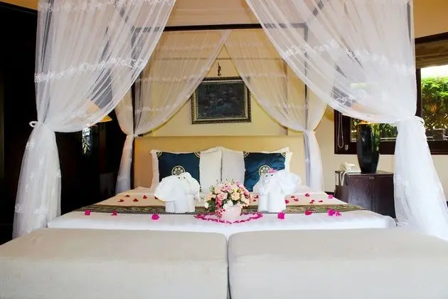 Luxury Garden View Bungalow