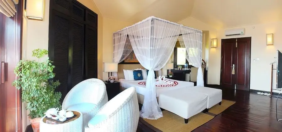 Luxury Garden View Bungalow