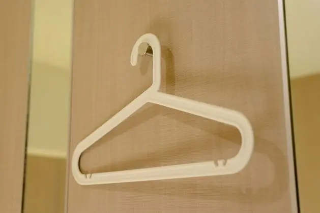 Tek Kişilik Oda, Ortak Banyo (No Window)