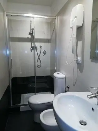 Comfort Tek Büyük Yataklı Oda