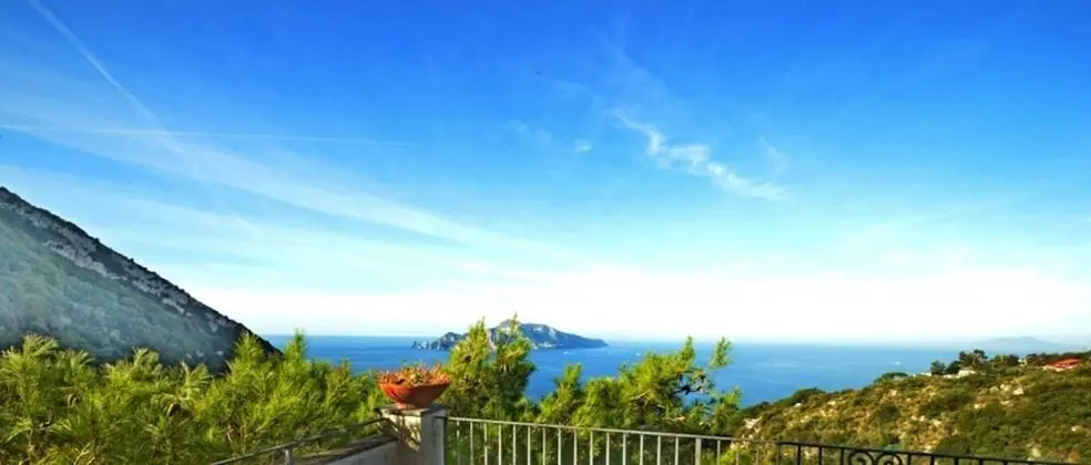 Villa, Sigara İçilebilir