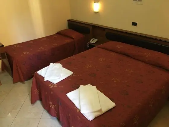 Standard Üç Kişilik Oda, Özel Banyo