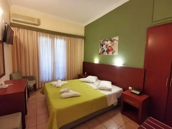 Comfort Tek Büyük veya İki Ayrı Yataklı Oda