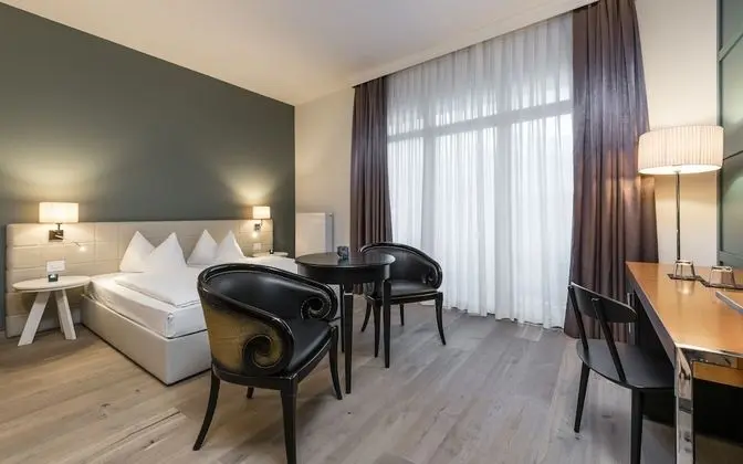 Superior Tek Büyük Yataklı Oda